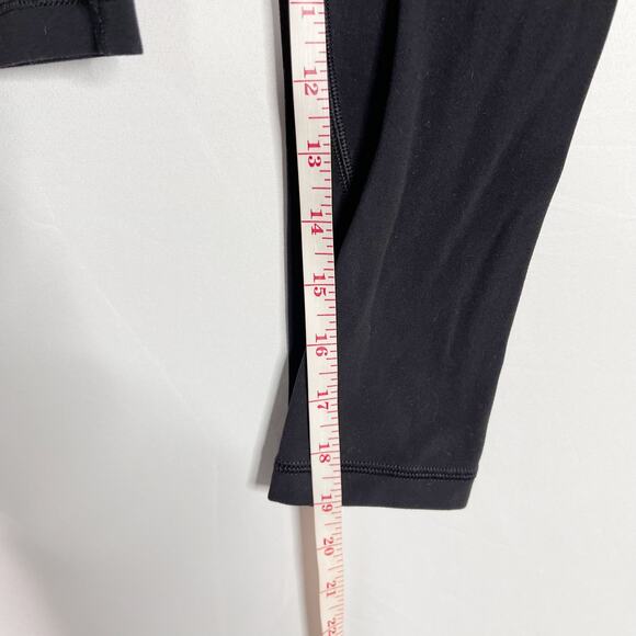 Lululemon Womens 2 Black Align Crop Leggings 19" Inseam Nulu Soft Sweat Wicking - Picture 10 of 10